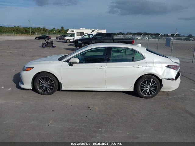 4T1F11BKXMU046845 Toyota Camry Xle Awd