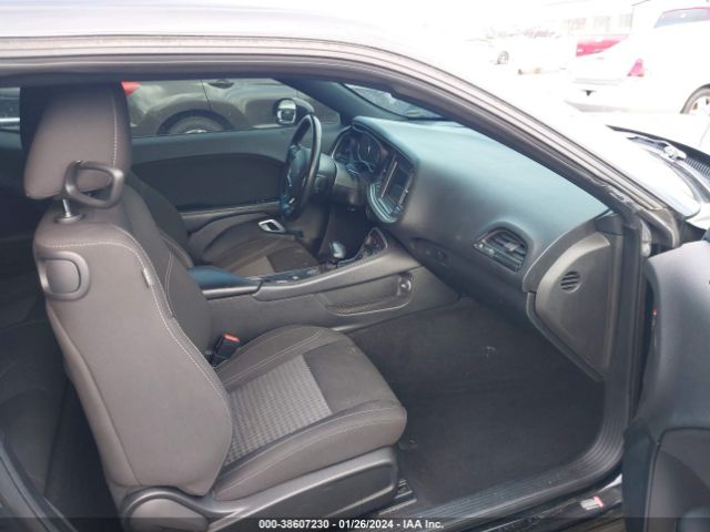 2C3CDZAG1MH517251 Dodge Challenger Sxt