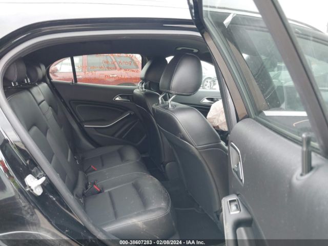 WDCTG4EB4JJ423261 Mercedes-Benz GLA 250