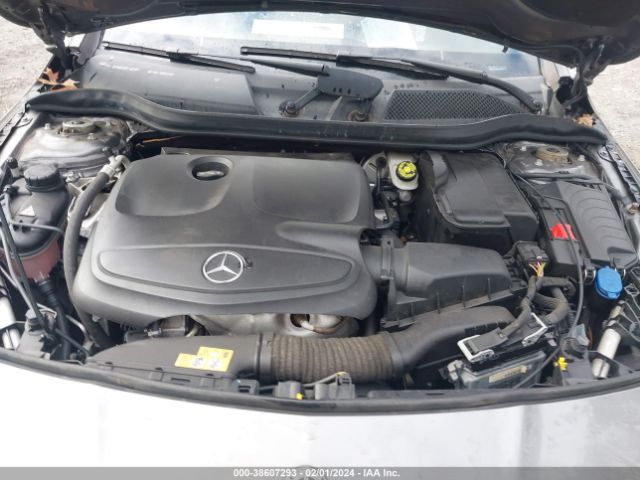 WDDSJ4EB4JN566213 Mercedes-Benz CLA 250