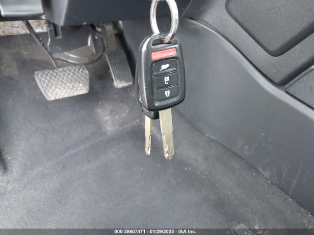 Honda CR-V LX 2017 2HKRW6H37HH203215 Image 11