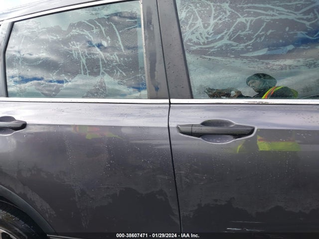 Honda CR-V LX 2017 2HKRW6H37HH203215 Image 13