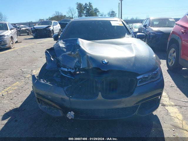 WBA7F0C52KGM25134 BMW 750i