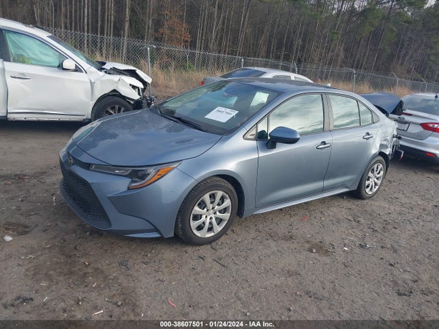 Toyota COROLLA LE 2021 5YFEPMAE6MP229247 Image 2