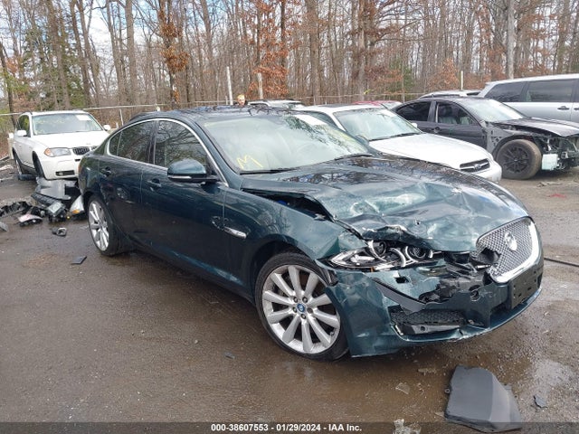 2013 JAGUAR XF SAJWJ0EF1D8U08360 Photo 0