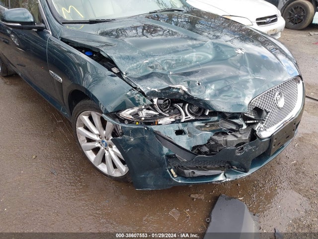 2013 JAGUAR XF SAJWJ0EF1D8U08360 Photo 5