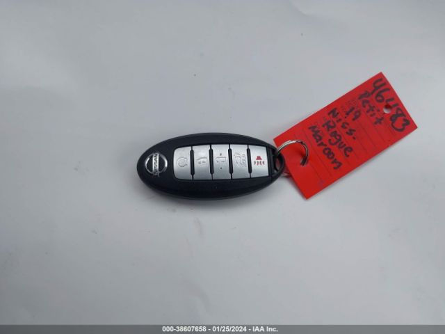 5N1AT2MV9KC752063 Nissan ROGUE SV