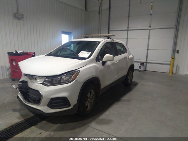 Chevrolet Trax Awd Ls 2021 KL7CJNSB6MB342761 Image 2