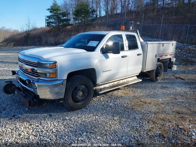 Chevrolet Silverado 3500hd Wt 2015 1GC2KYEG0FZ137306 Image 2