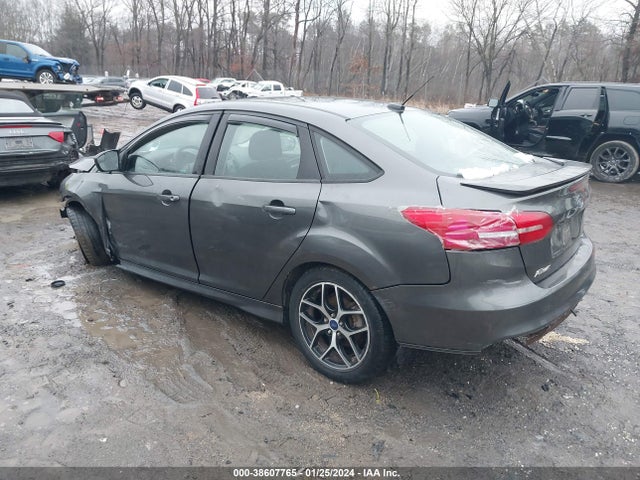 Ford FOCUS SE 2015 1FADP3F28FL303810 Image 3
