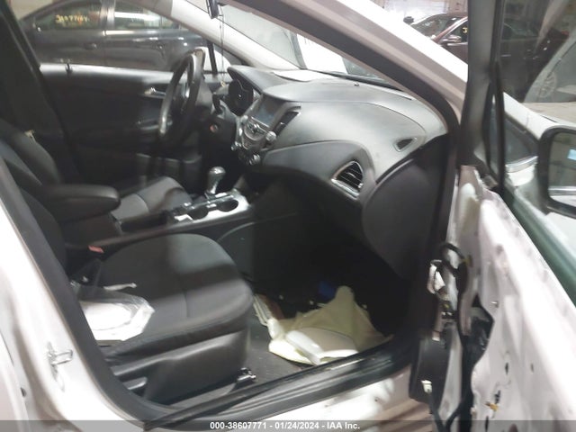 Chevrolet Cruze Lt Auto 2017 1G1BE5SM5H7248330 Image 5