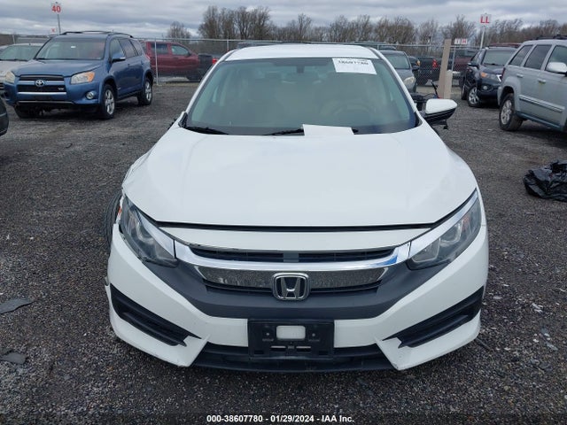 Honda Civic Lx 2018 2HGFC2F5XJH532970 Image 13