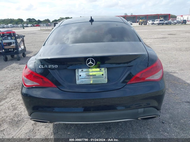WDDSJ4EB2HN435680 Mercedes-Benz CLA 250