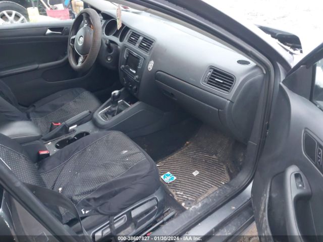 3VW267AJ9GM318338 Volkswagen Jetta 1.4t S