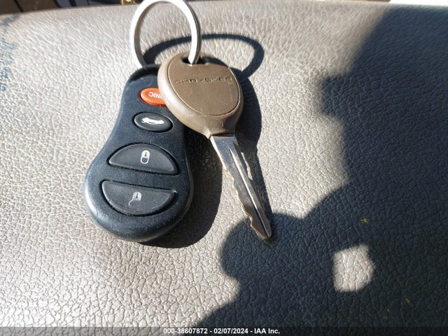 2002 CHRYSLER 300M VIN: 2C3AE66GX2H223386