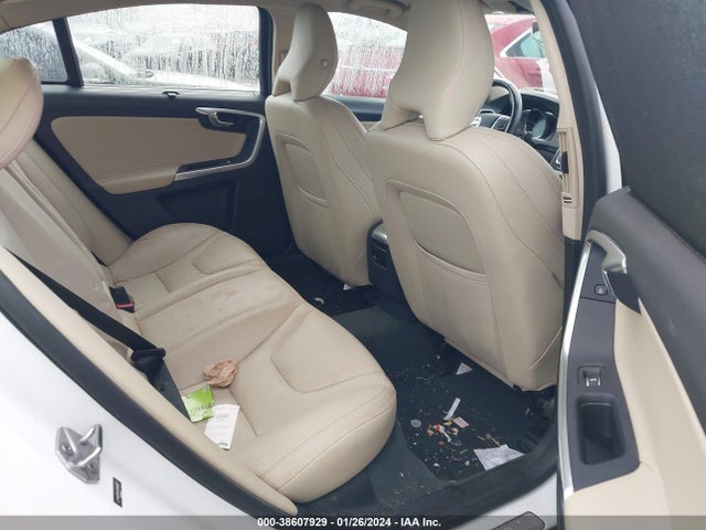 LYV402HM1JB166827 Volvo S60 Inscription T5 Platinum