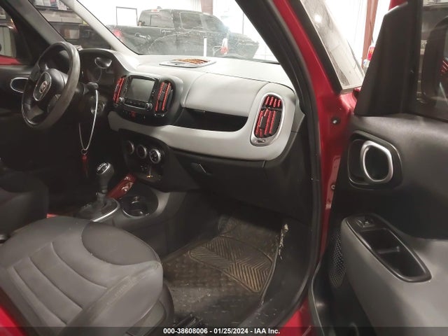 2014 FIAT 500L ZFBCFABHXEZ025885 Photo 4