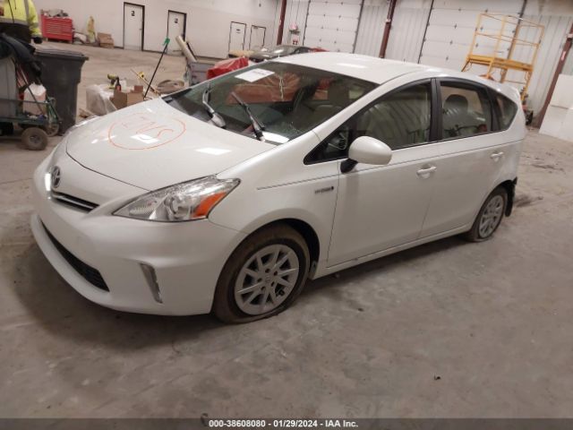 JTDZN3EU3E3360634 Toyota Prius V Three