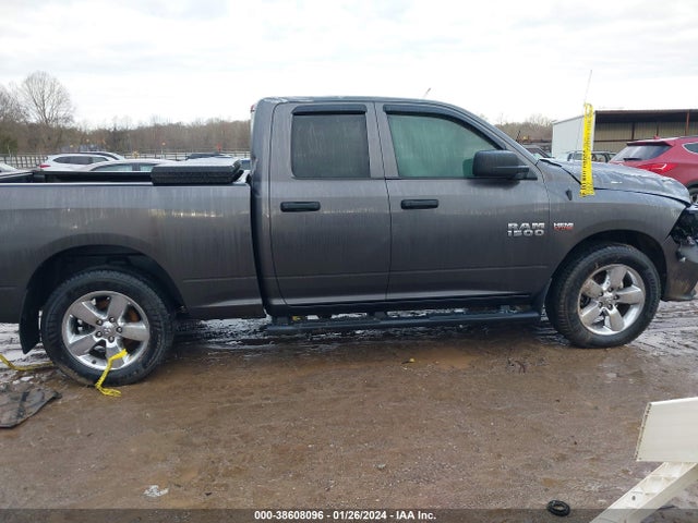 2018 RAM 1500 EXPRESS QUAD CAB 4X4 6'4 BOX VIN: 1C6RR7FT8JS309266