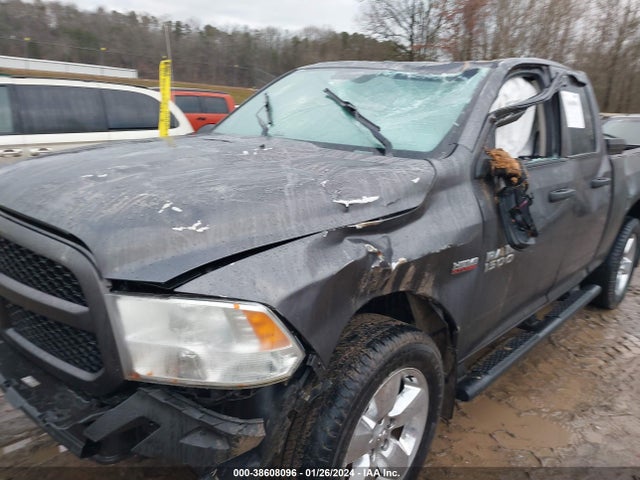 2018 RAM 1500 EXPRESS QUAD CAB 4X4 6'4 BOX VIN: 1C6RR7FT8JS309266