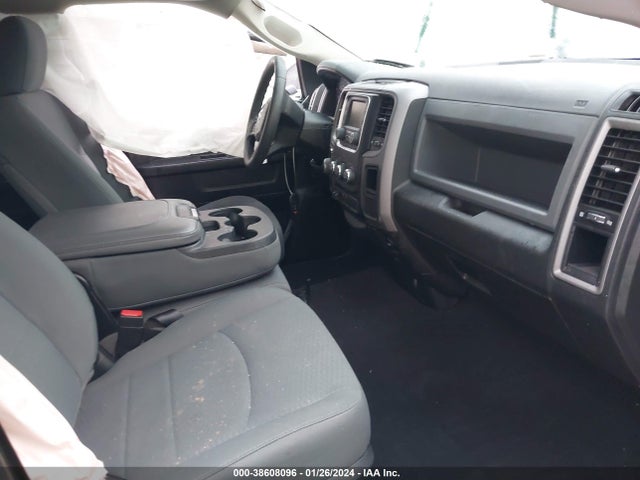 2018 RAM 1500 EXPRESS QUAD CAB 4X4 6'4 BOX VIN: 1C6RR7FT8JS309266