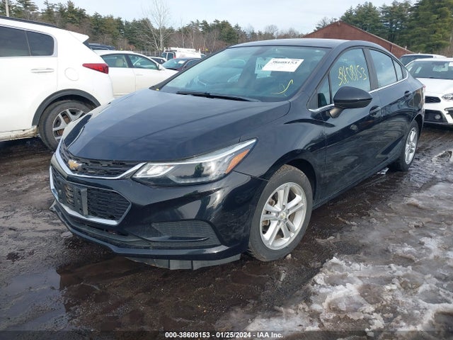 Chevrolet Cruze Lt Auto 2017 1G1BE5SMXH7104420 Image 2