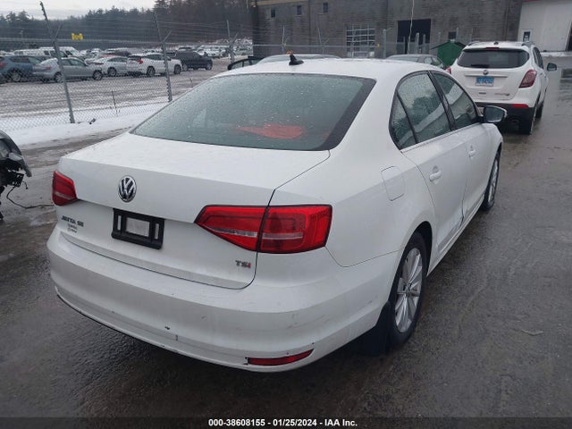 3VWD17AJ3FM323945 Volkswagen 1.8t