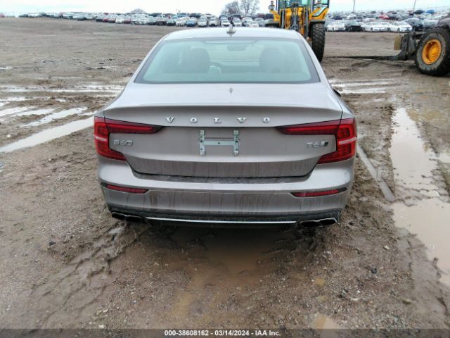 7JRA22TL5KG012138 Volvo S60 T6 Inscription