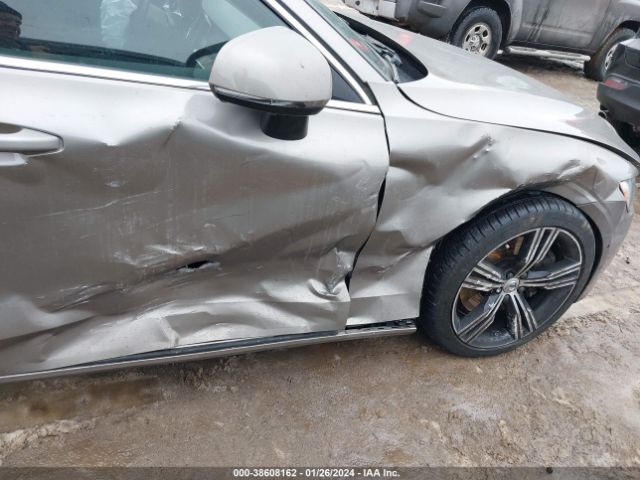 7JRA22TL5KG012138 Volvo S60 T6 Inscription