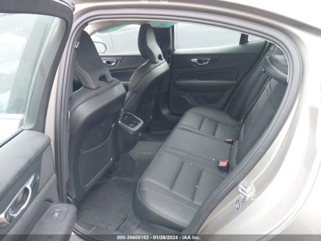 7JRA22TL5KG012138 Volvo S60 T6 Inscription
