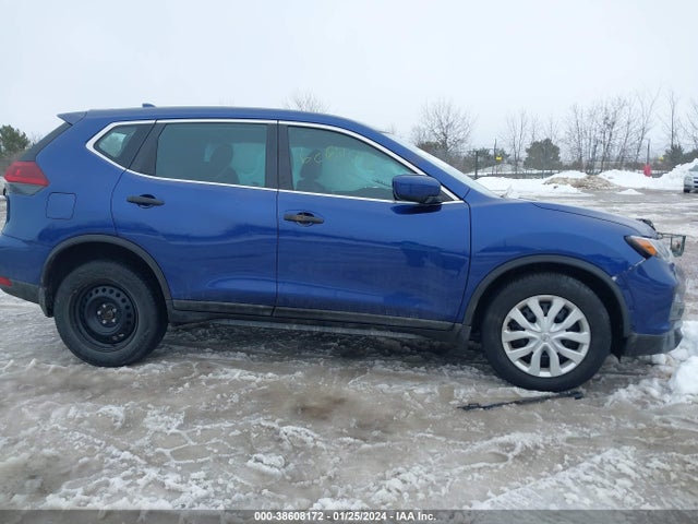 2018 NISSAN ROGUE S VIN: 5N1AT2MV8JC759357