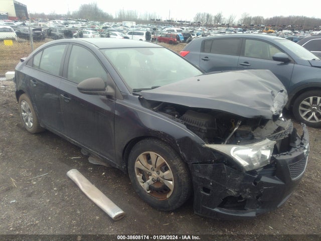 2014 1G1PA5SH9E7239565 main image