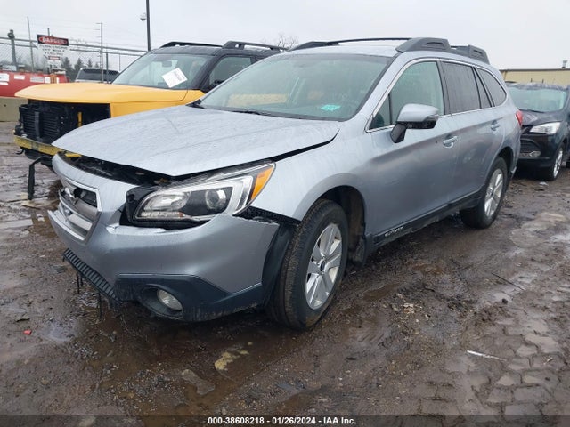 Subaru Outback 2.5i Premium 2015 4S4BSBFC2F3260466 Image 2