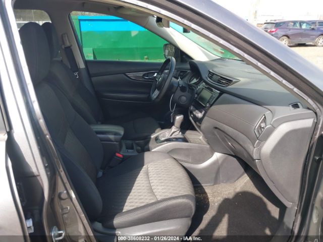 5N1AT2MT1JC829019 Nissan ROGUE SV