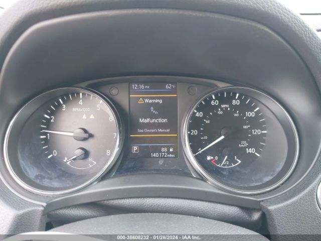 5N1AT2MT1JC829019 Nissan ROGUE SV