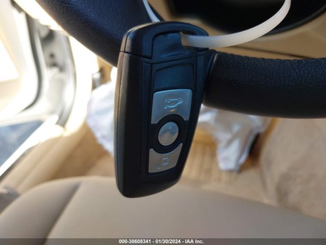 WBA3C1C50EK116129 BMW 328I