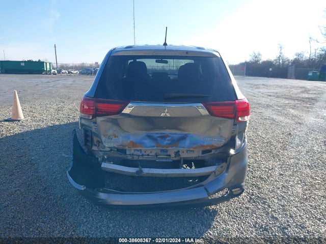 Mitsubishi Outlander Se 2016 JA4AD3A30GZ001877 Image 17