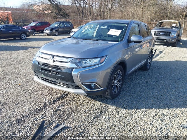 Mitsubishi Outlander Se 2016 JA4AD3A30GZ001877 Image 2
