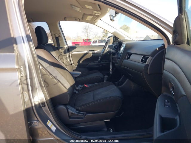 Mitsubishi Outlander Se 2016 JA4AD3A30GZ001877 Image 5
