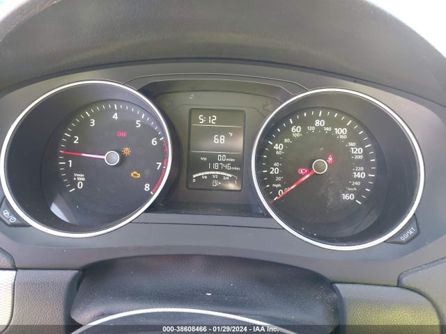 3VWB67AJ2JM212238 Volkswagen Jetta 1.4t Se/1.4t Wolfsburg Edition