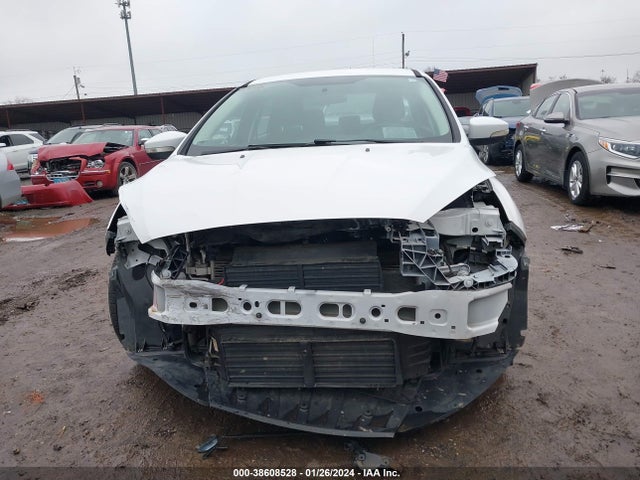 Ford FOCUS SE 2016 1FADP3F20GL365963 Image 13
