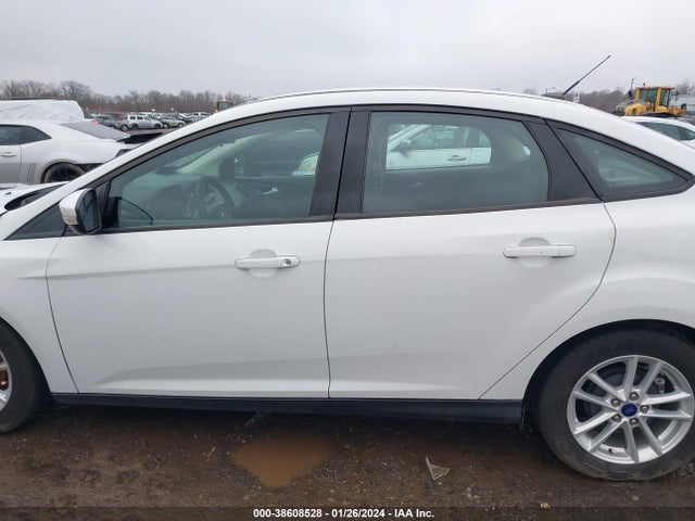 Ford FOCUS SE 2016 1FADP3F20GL365963 Image 15