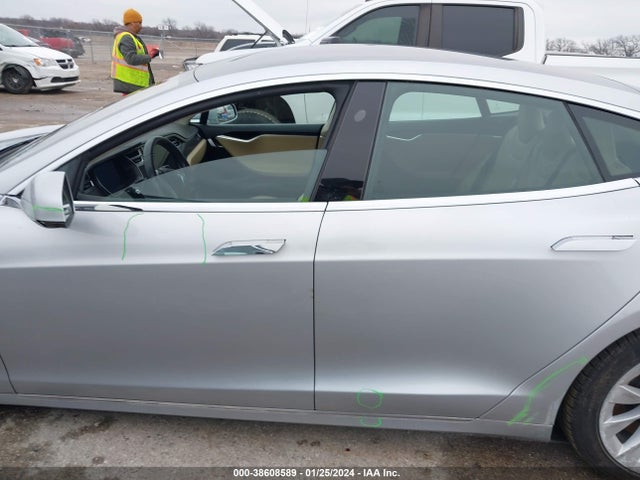 5YJSA1E16HF209012 Tesla Model S 60/75