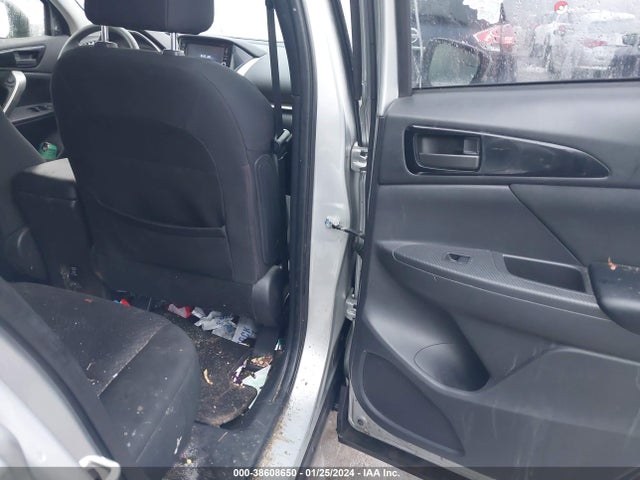 JA4AS3AA5LZ032461 Mitsubishi Eclipse Cross Es 1.5t