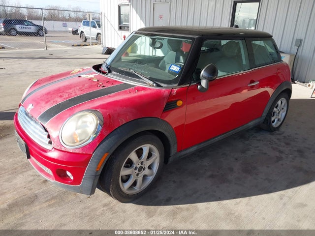 2009 MINI COOPER WMWMF33529TW77620 Photo 1