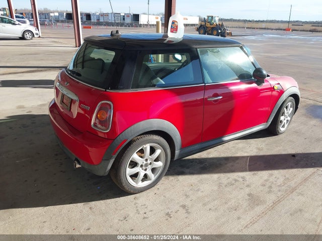 2009 MINI COOPER WMWMF33529TW77620 Photo 3