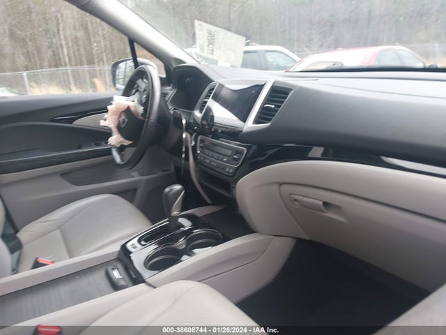 Honda Ridgeline Rtl-e 2019 5FPYK3F73KB013078 Image 5