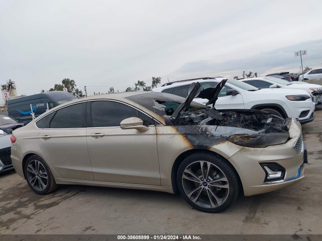 Ford Fusion Titanium 2019 3FA6P0K96KR174763 Image 13