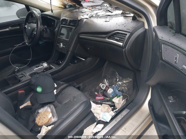 Ford Fusion Titanium 2019 3FA6P0K96KR174763 Image 5