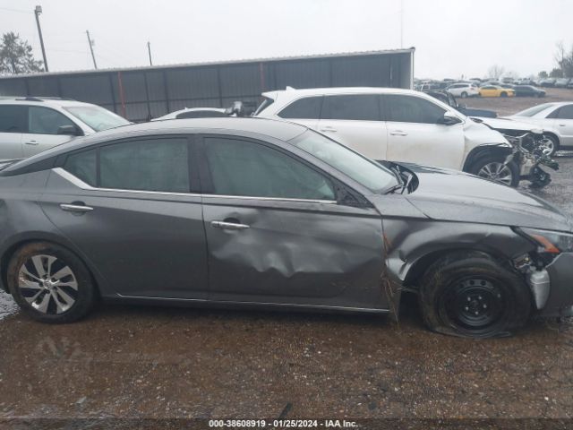 1N4BL4BV0NN310746 Nissan Altima S Fwd